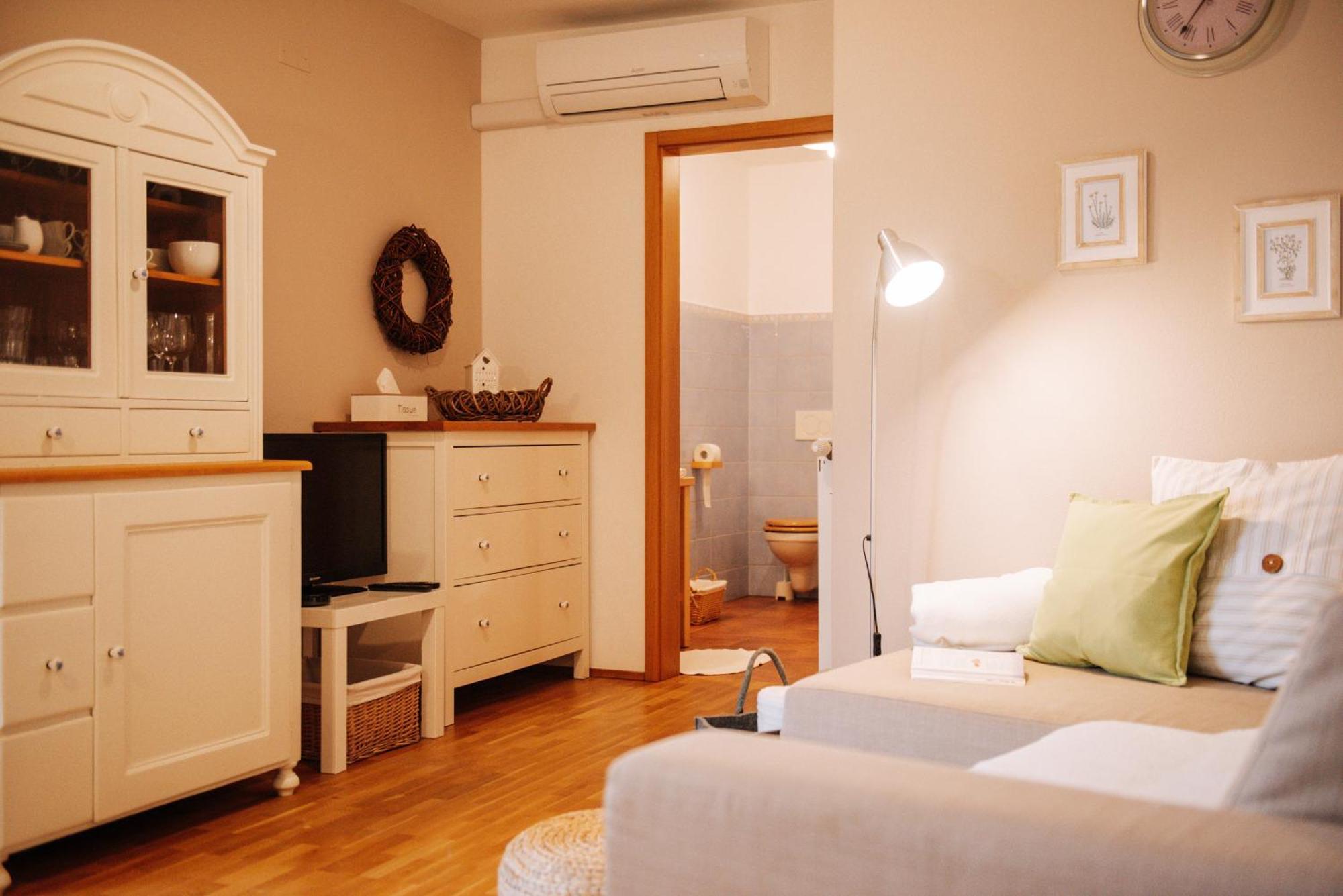 Na Kupcku Estate "Nature Reatreat & Wellness" 이드리야 외부 사진